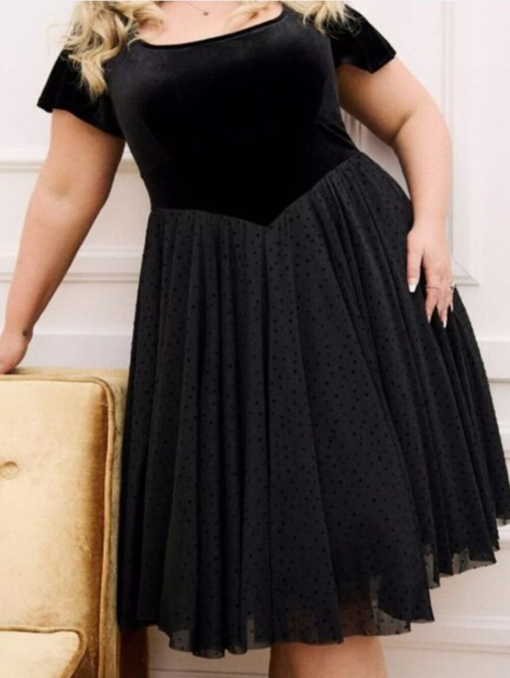 Torrid Retro Chic Flocked Mesh & Velour Dress Black Pullover Stretchy Size 2X - Picture 16 of 16